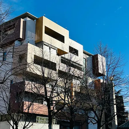 A Rivoli * Rivoli